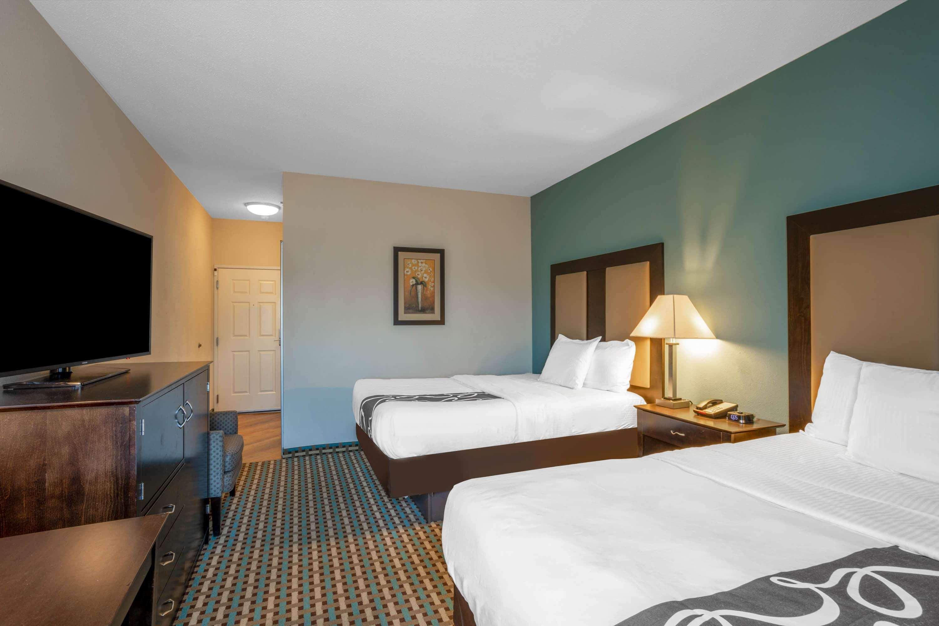 La Quinta By Wyndham Ely Hotel Eksteriør billede