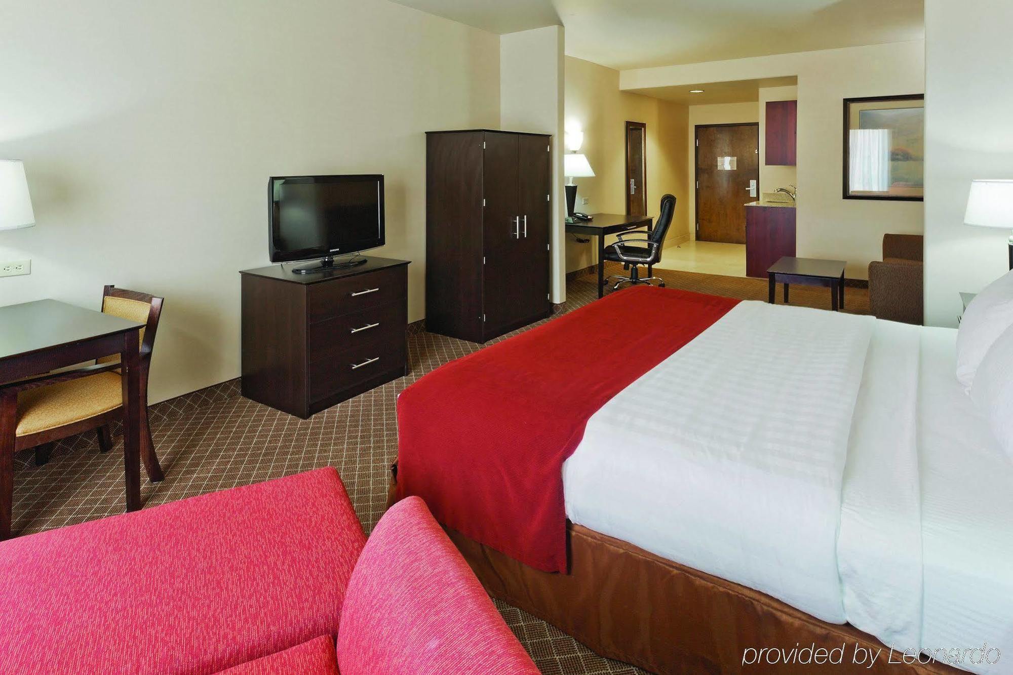 La Quinta By Wyndham Ely Hotel Eksteriør billede