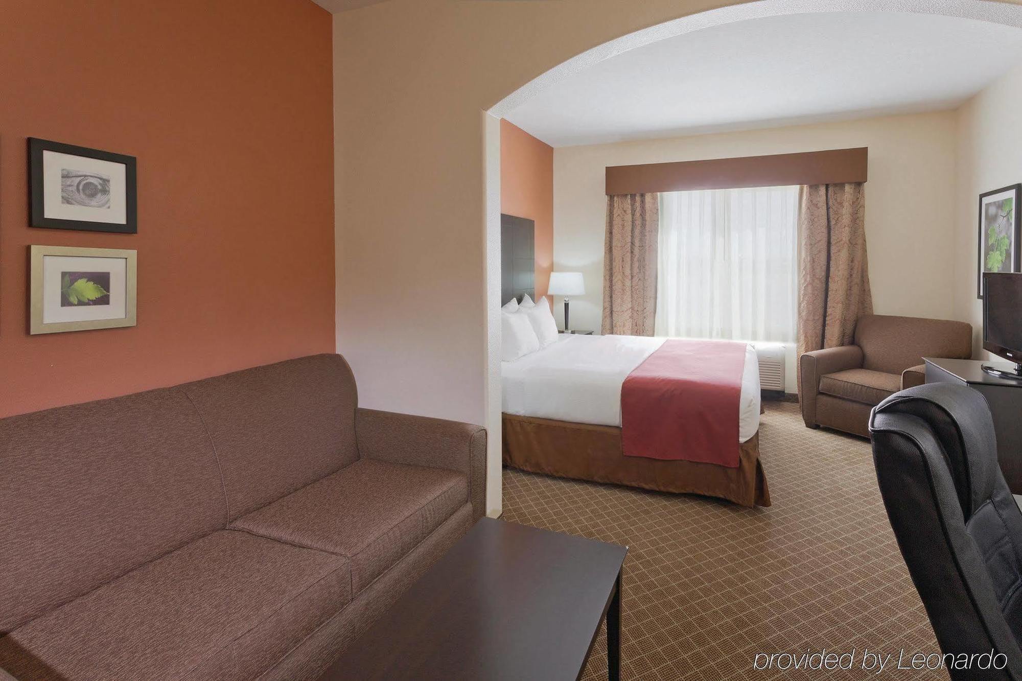 La Quinta By Wyndham Ely Hotel Eksteriør billede